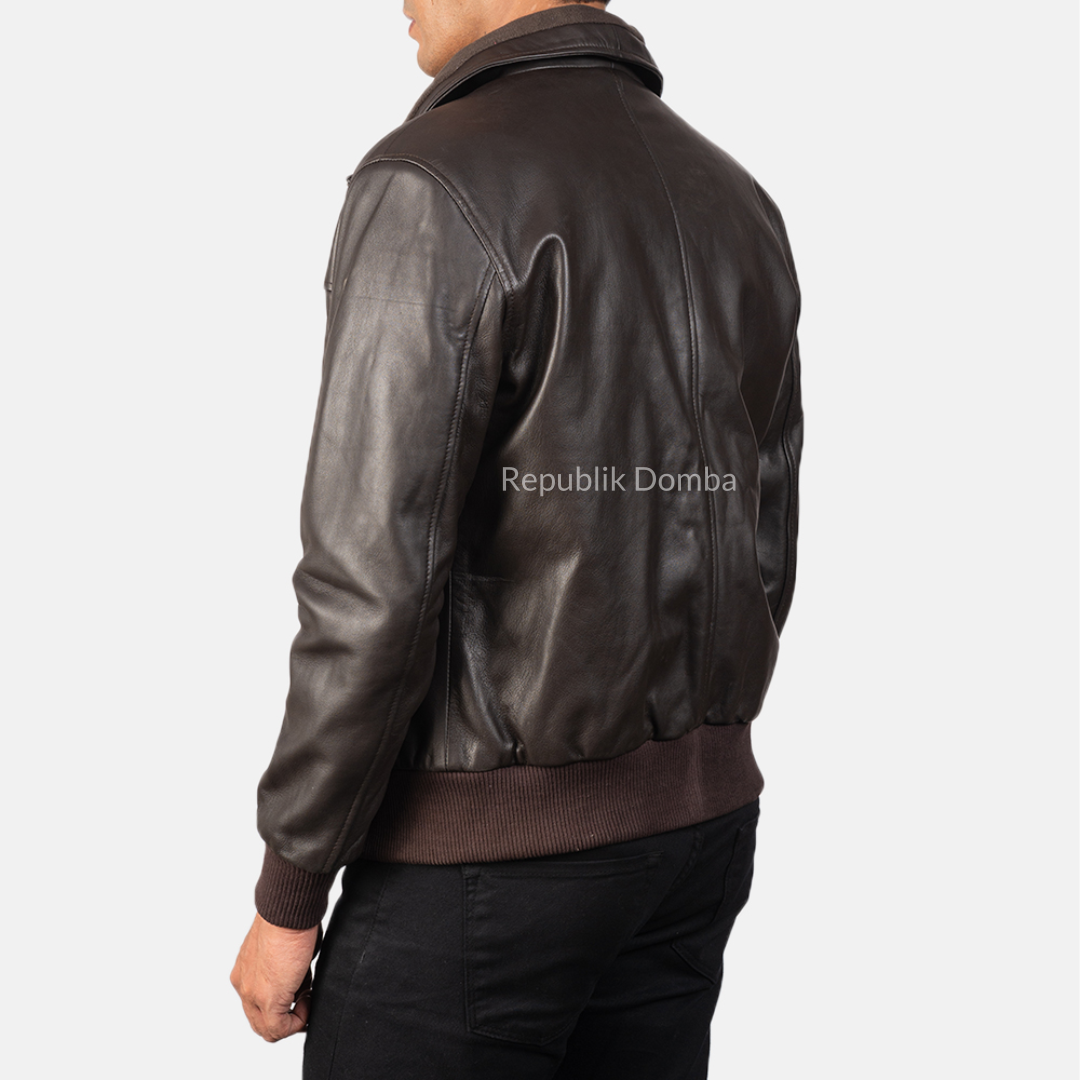 Jaket Kulit Domba Pria Bomber Premium | PCB 415 - Detail Hardware dan Jahitan