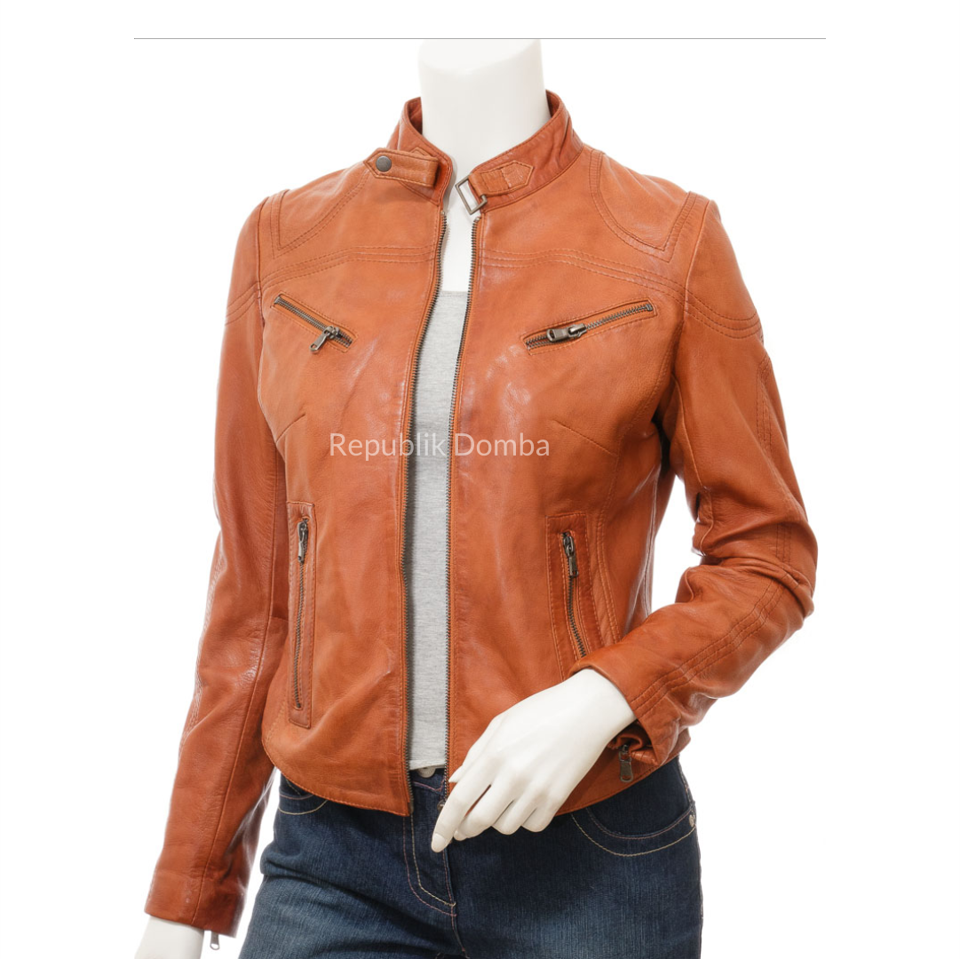 Jaket Kulit Wanita Biker - WB 409 - Detail Bahan Kulit Domba