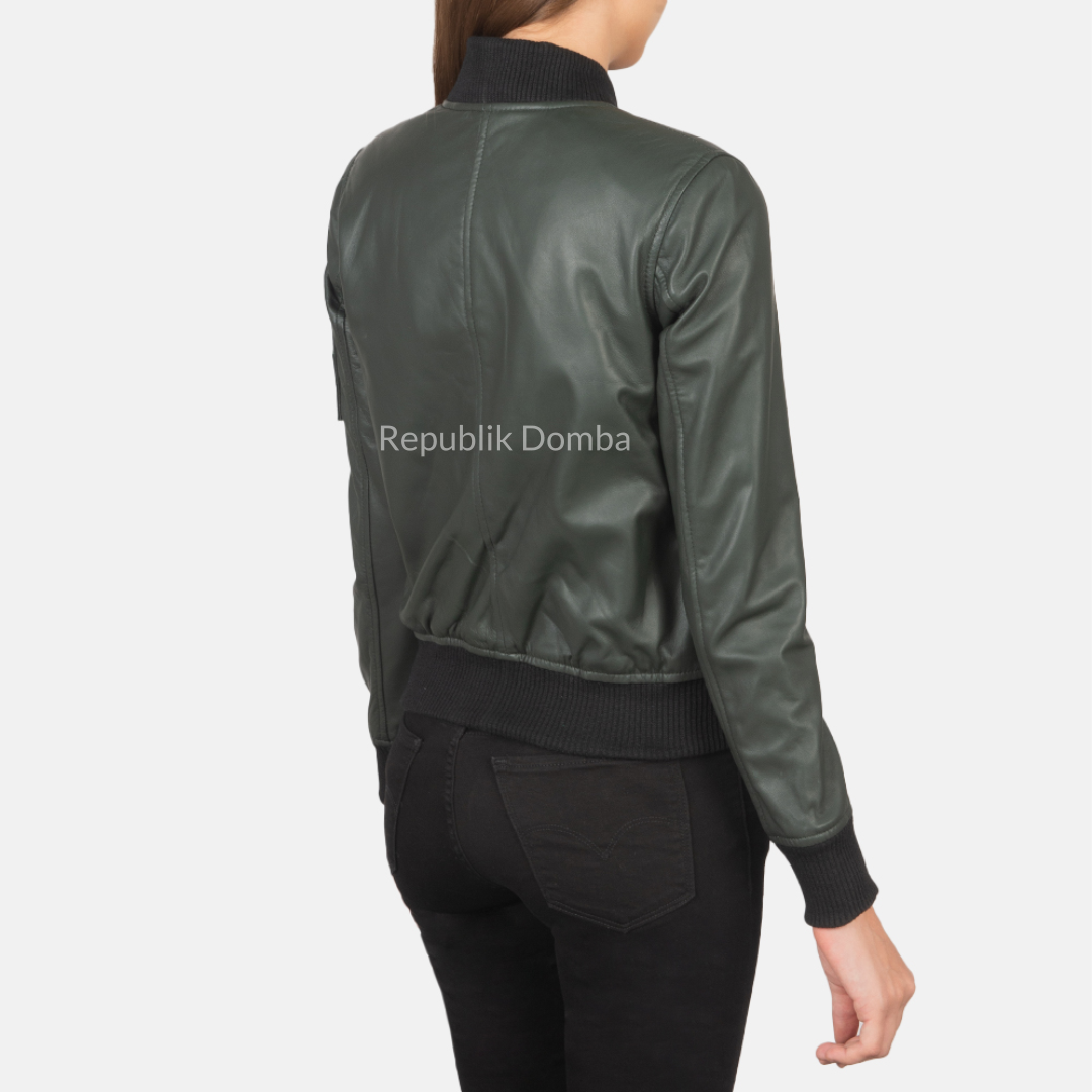 Jaket Kulit Wanita Bomber - WCB 415 - Detail Hardware dan Jahitan